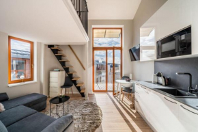 NEW Loft with rooftop terrace in the Old Town Riga